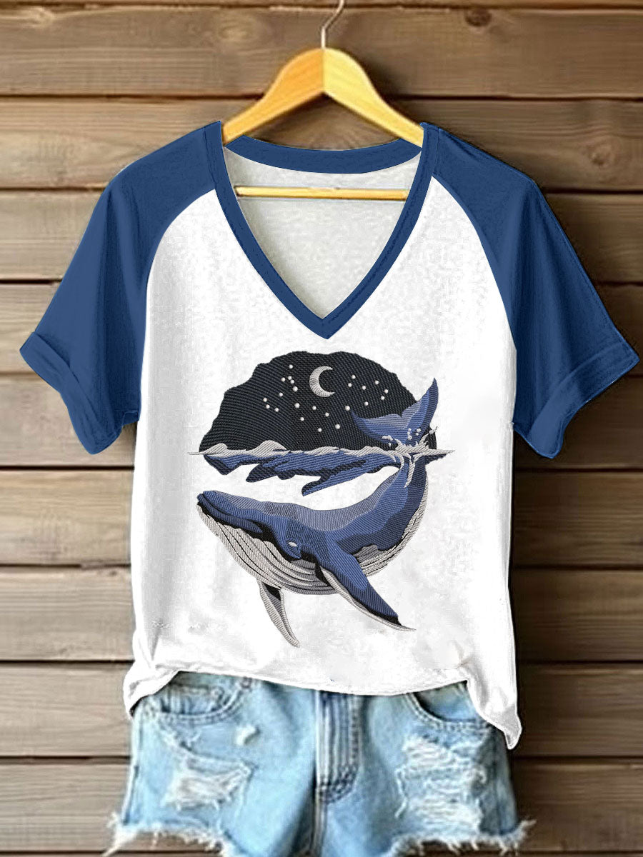 Tee-shirt Femme Imprimé Baleine de Mer Col V