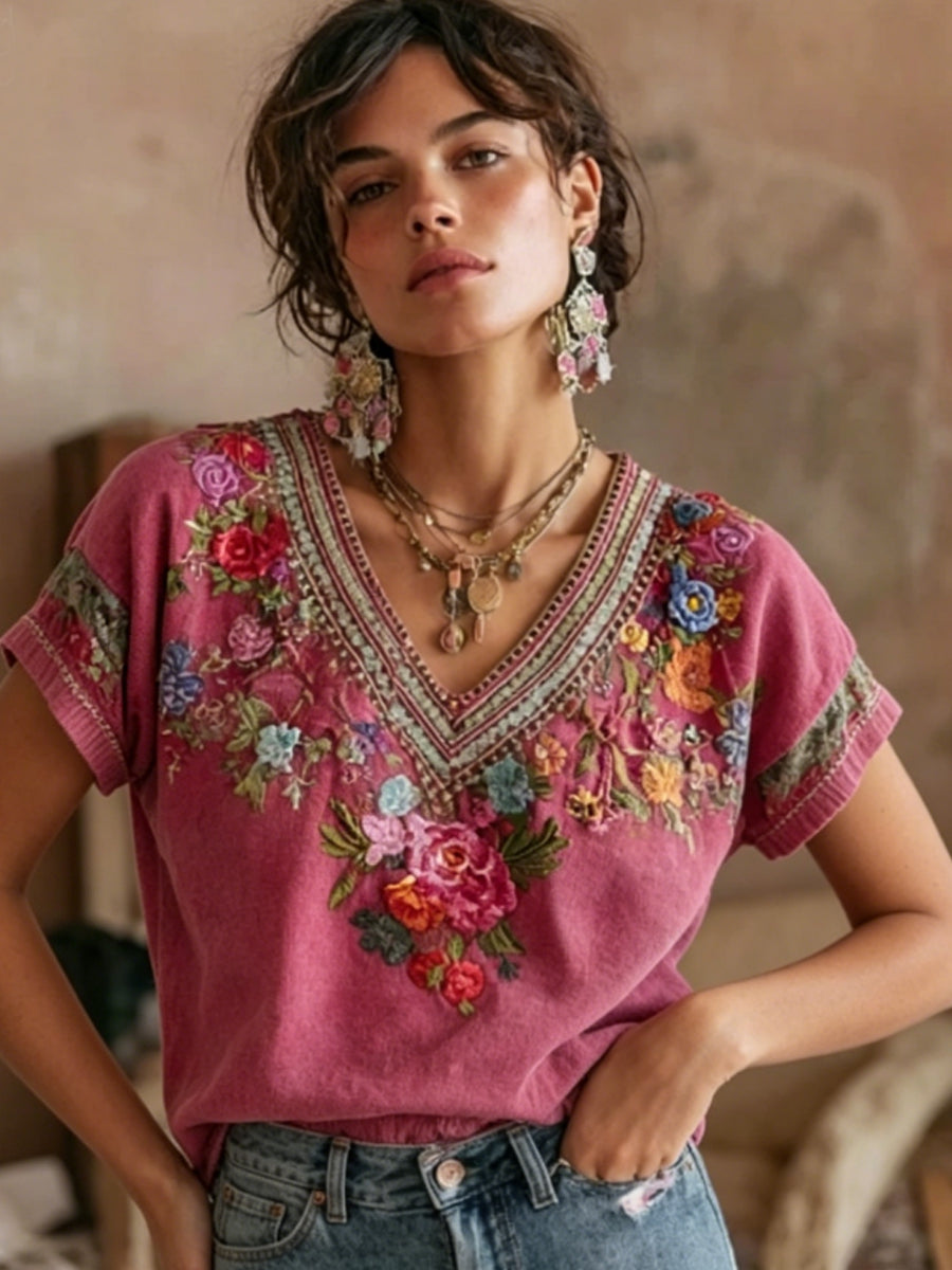 T-shirt bohème pour femmes, en mélange de lin, à manches courtes, col en V, avec broderie florale et patchwork artistique