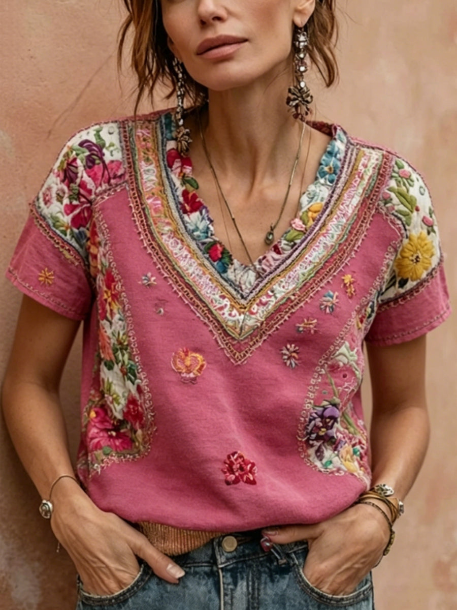 T-shirt bohème pour femmes, en mélange de lin, à manches courtes, col en V, avec broderie florale et patchwork artistique