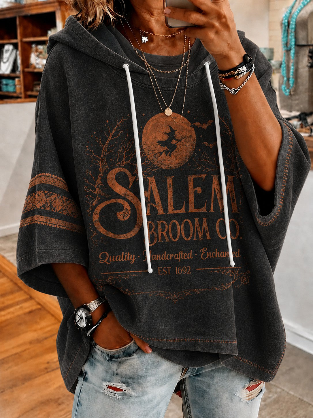 Sweat à capuche imprimé de la Salem Broom Company pour femmes