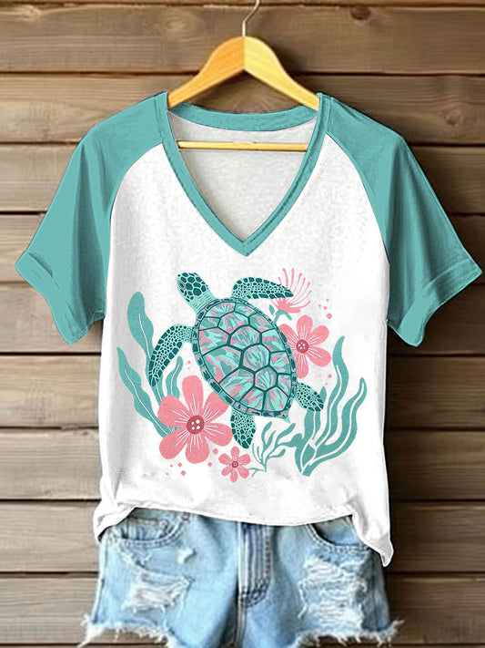 T-shirt col V imprimé Sea Turtle Femme