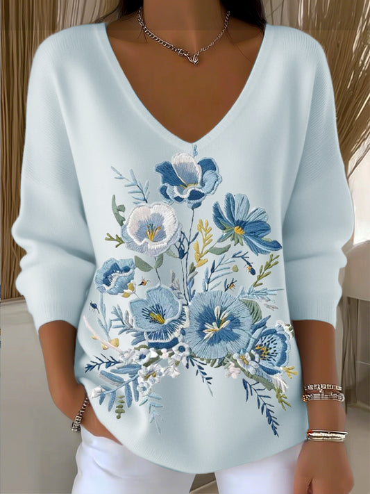 Pull col V bleu femme brodé de fleurs