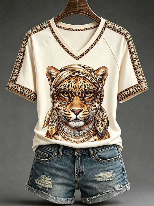 T-shirts à col en V Fun Tiger pour femmes