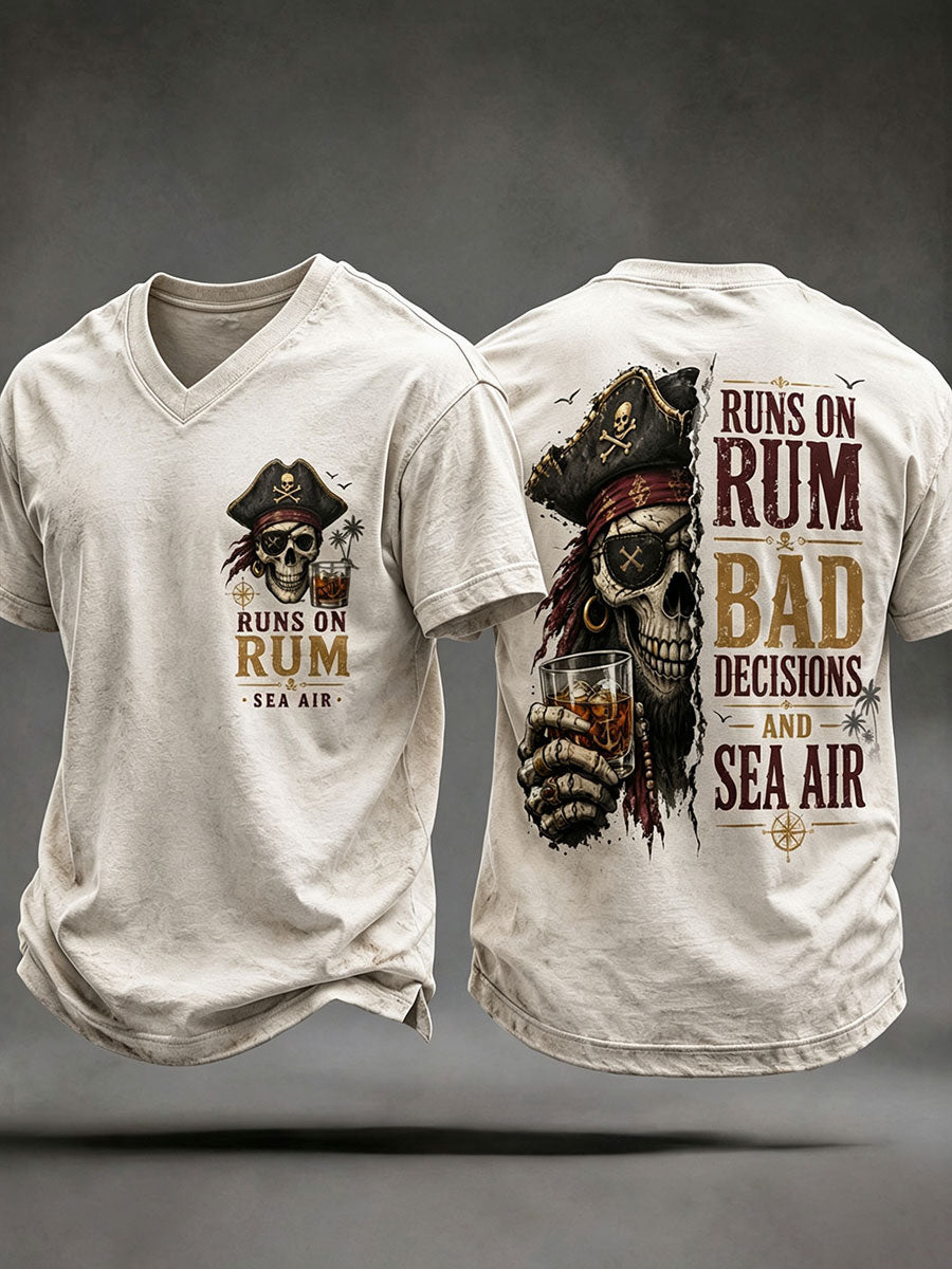 T-shirts pour hommes "Runs On Rum, Bad Decisions, and Sea Air"