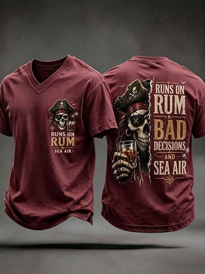 T-shirts pour hommes "Runs On Rum, Bad Decisions, and Sea Air"