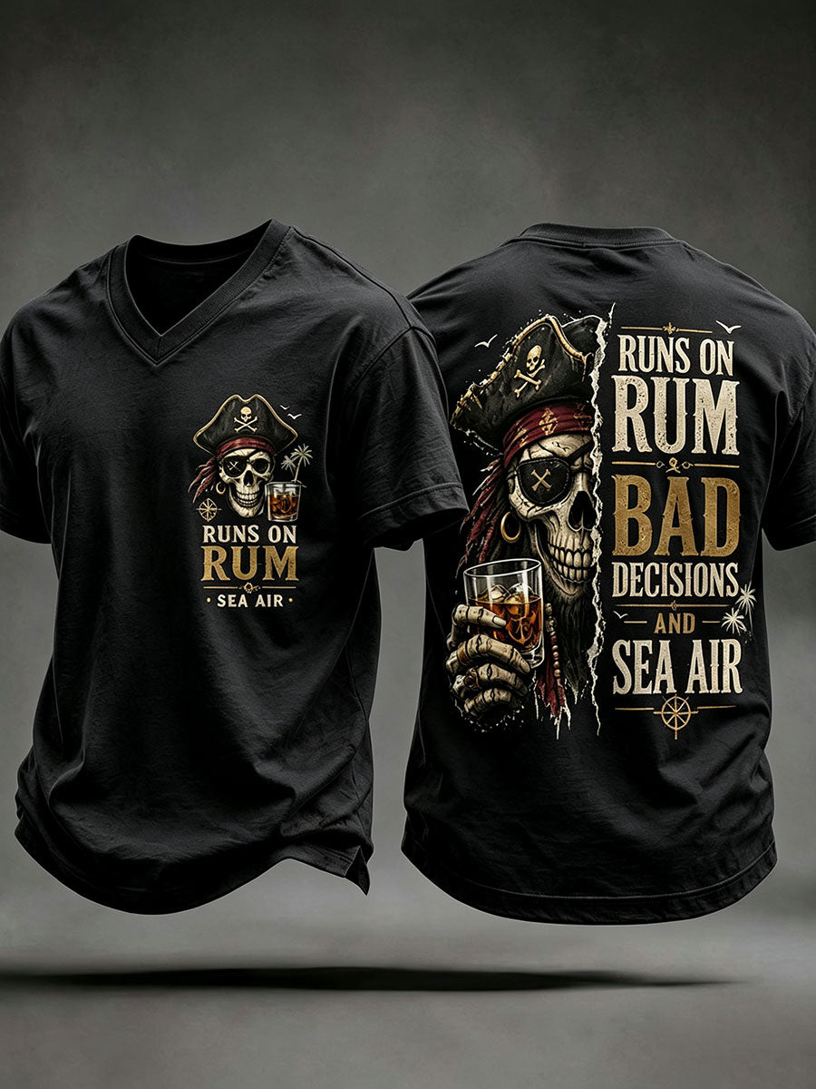 T-shirts pour hommes "Runs On Rum, Bad Decisions, and Sea Air"